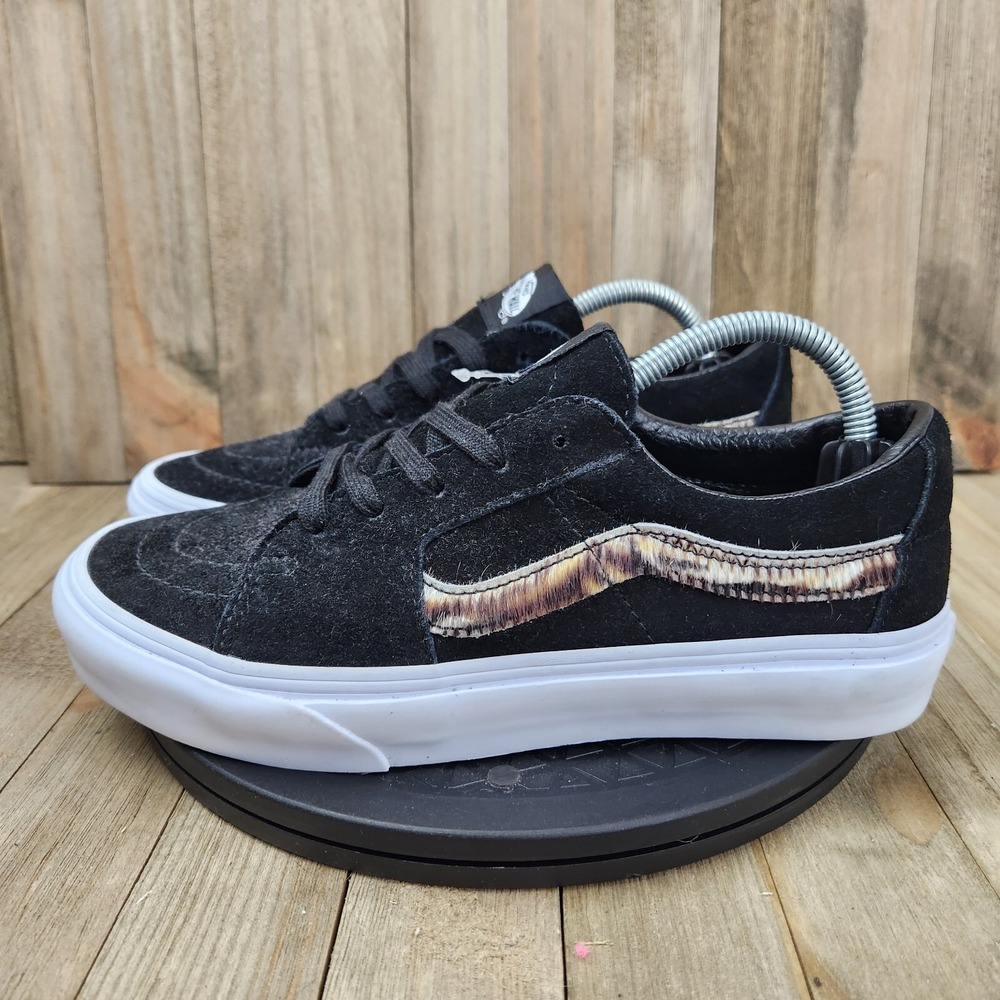 Womens Vans Sk8 Low Suede size 7 Black Animal Print Faux Fur Athletic Shoes